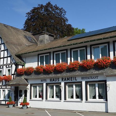 Hotel Haus Rameil Lennestadt Bagian luar foto