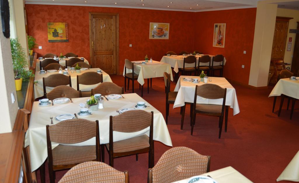 Hotel Haus Rameil Lennestadt Bagian luar foto