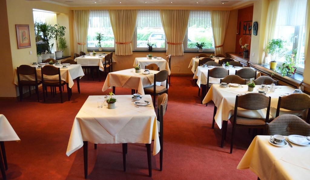 Hotel Haus Rameil Lennestadt Bagian luar foto